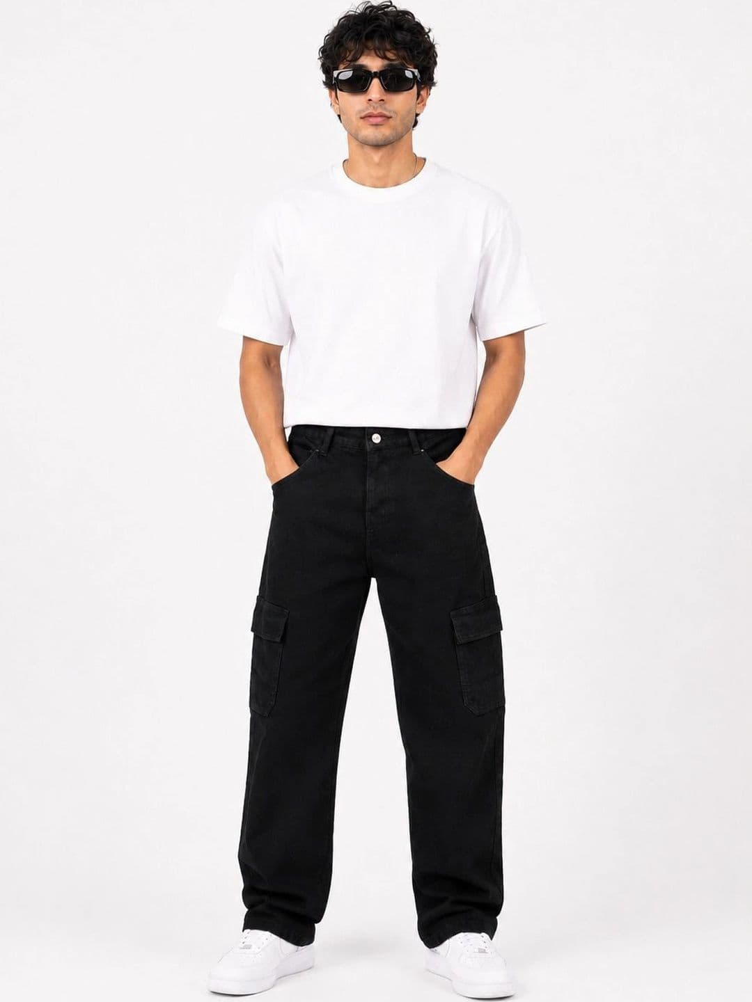 MQ Denim Men Straight Fit Mid-Rise Jeans thumbnail 4