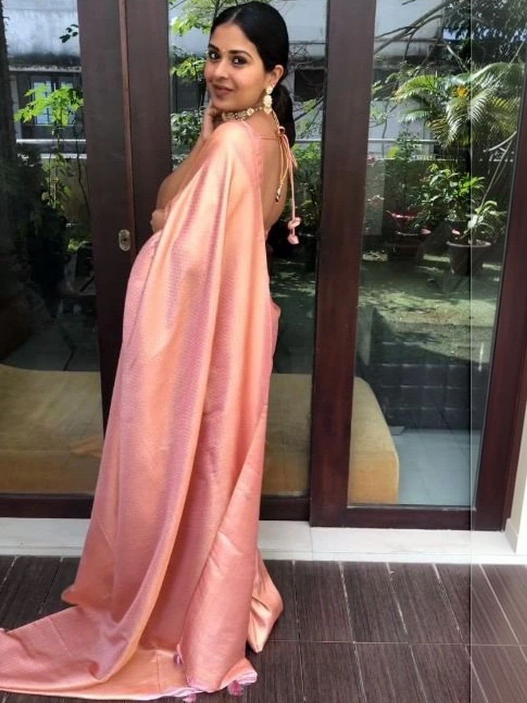 revika Woven Design Art Silk Designer Kanjeevaram Saree thumbnail 4