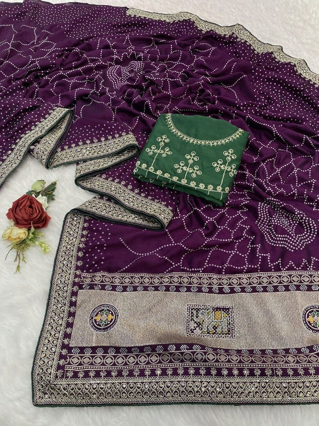 SmileyFashion Bandhani Embroidered Art Silk Designer Saree thumbnail 2
