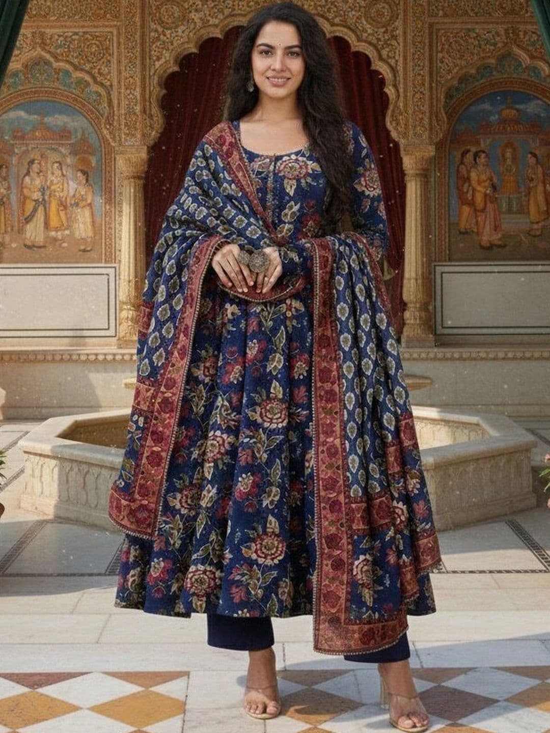 Chhipa Prints Women Floral Printed Regular Kurta with Trousers & With Dupatta - view 1