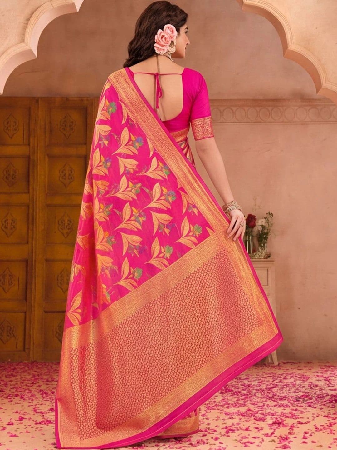 Jaipur Kurti  Women Floral Zari Silk Cotton Fusion Banarasi Saree thumbnail 3