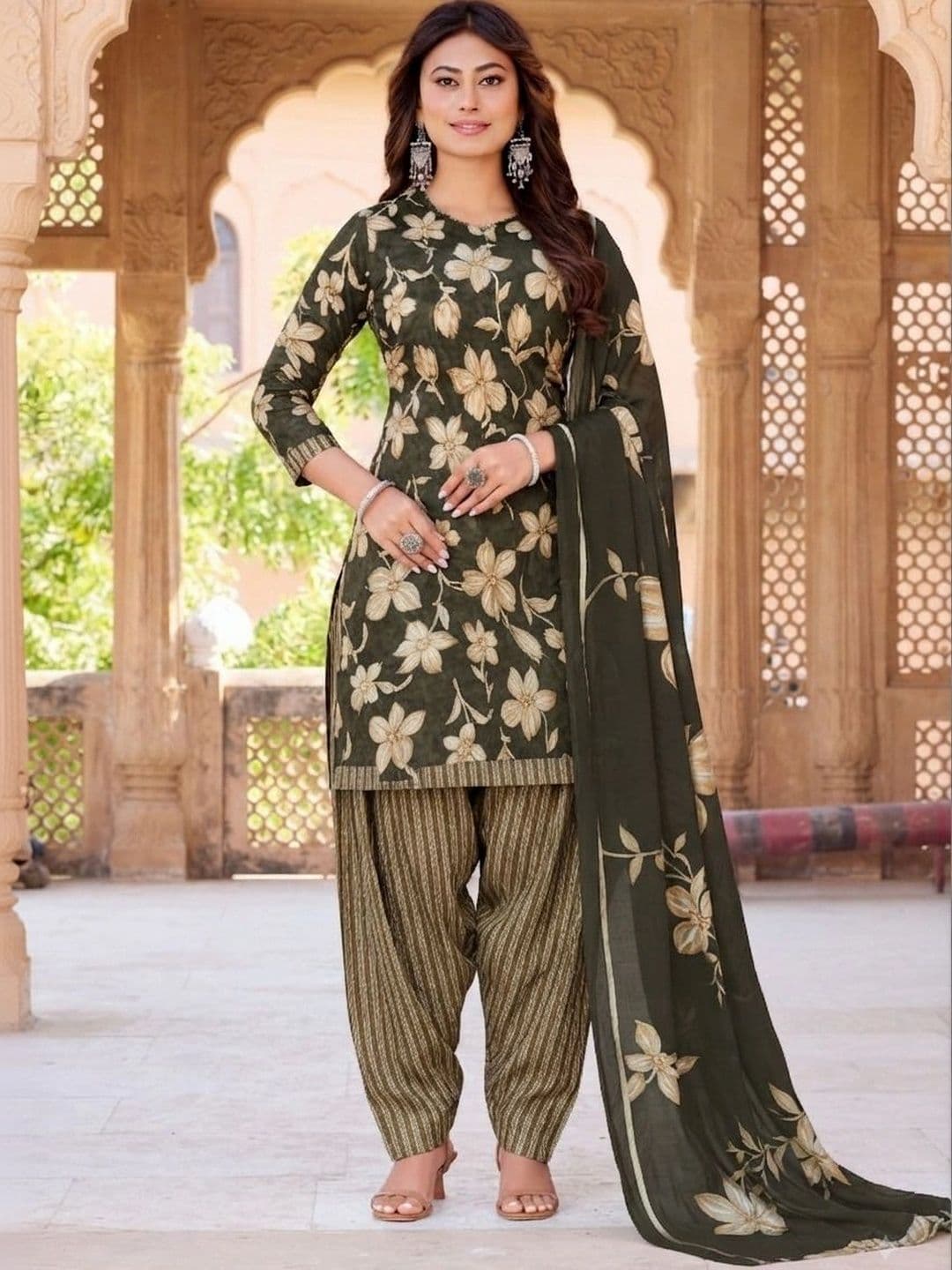shree jeenmata collection Printed Pure Cotton Unstitched Dress Material thumbnail 4