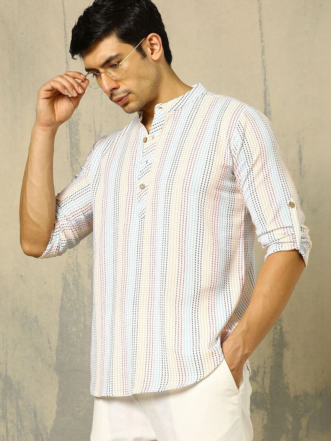 Anouk Woven Design Striped Cotton Handloom Mandarin Collar Short Kurta thumbnail 5