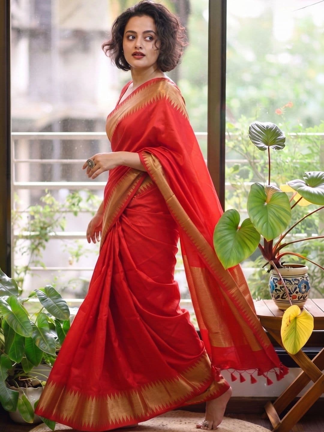Rare Bello women Striped Art Silk Handloom Banarasi Saree thumbnail 3