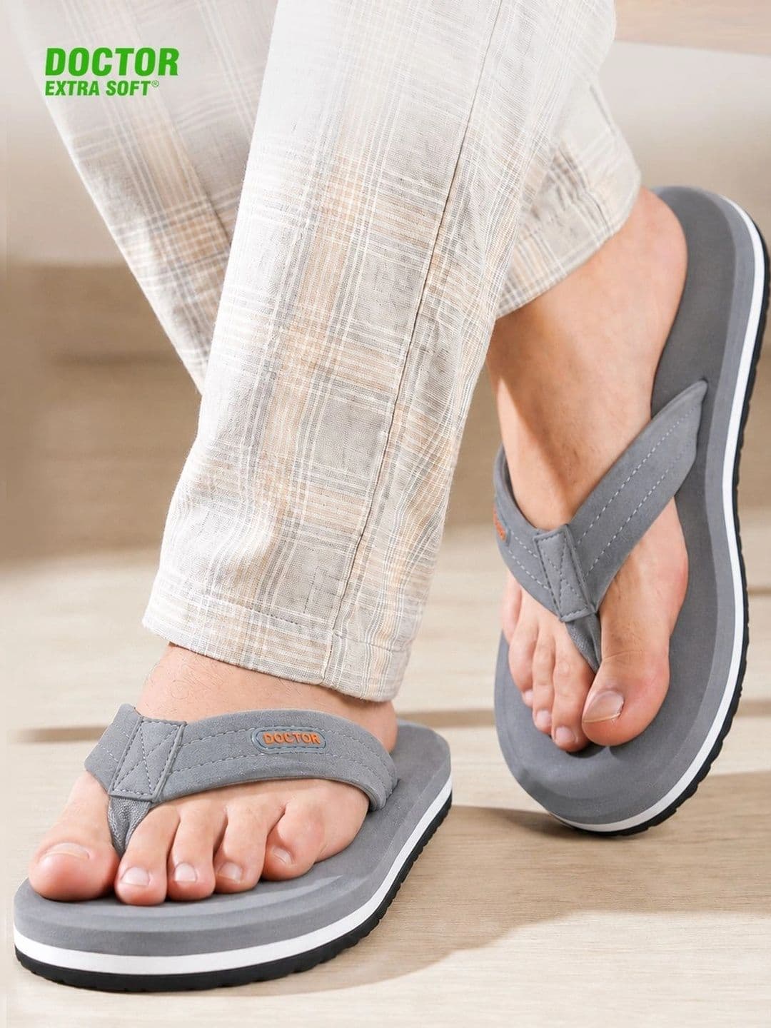 DOCTOR EXTRA SOFT Men Printed Thermo-Resistant Anti-Bacterial Ortho Relax Thong Flip-Flops - view 1