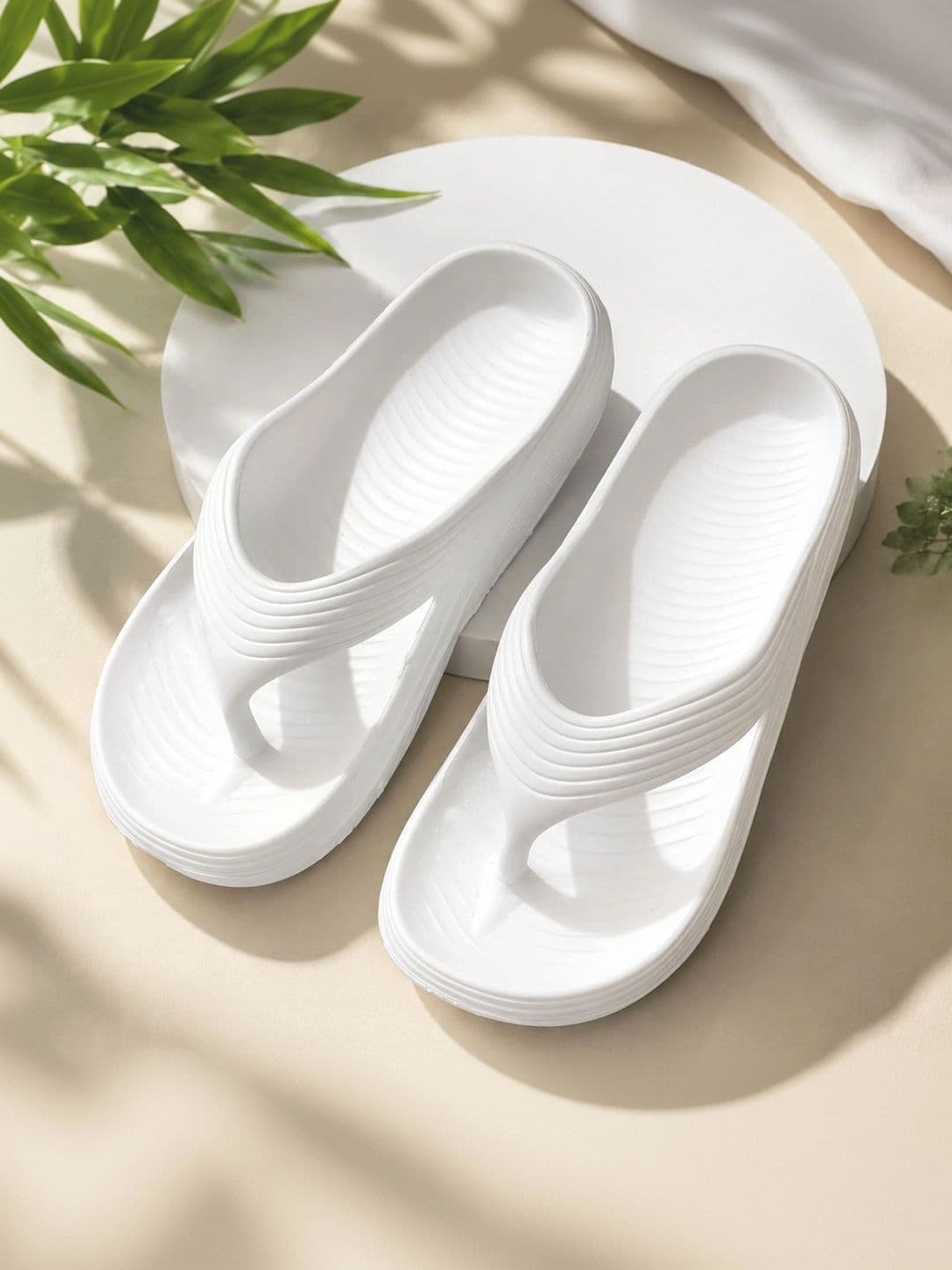 NEW ORANIE Men Thong Flip-Flops thumbnail 2