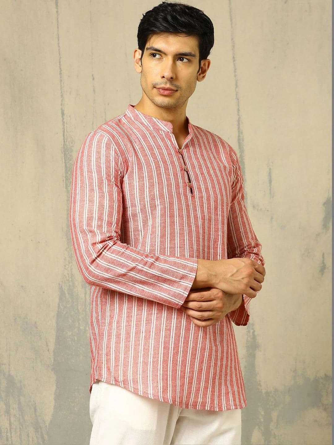 Anouk Woven Design Striped Cotton Handloom Mandarin Collar Short Kurta thumbnail 4