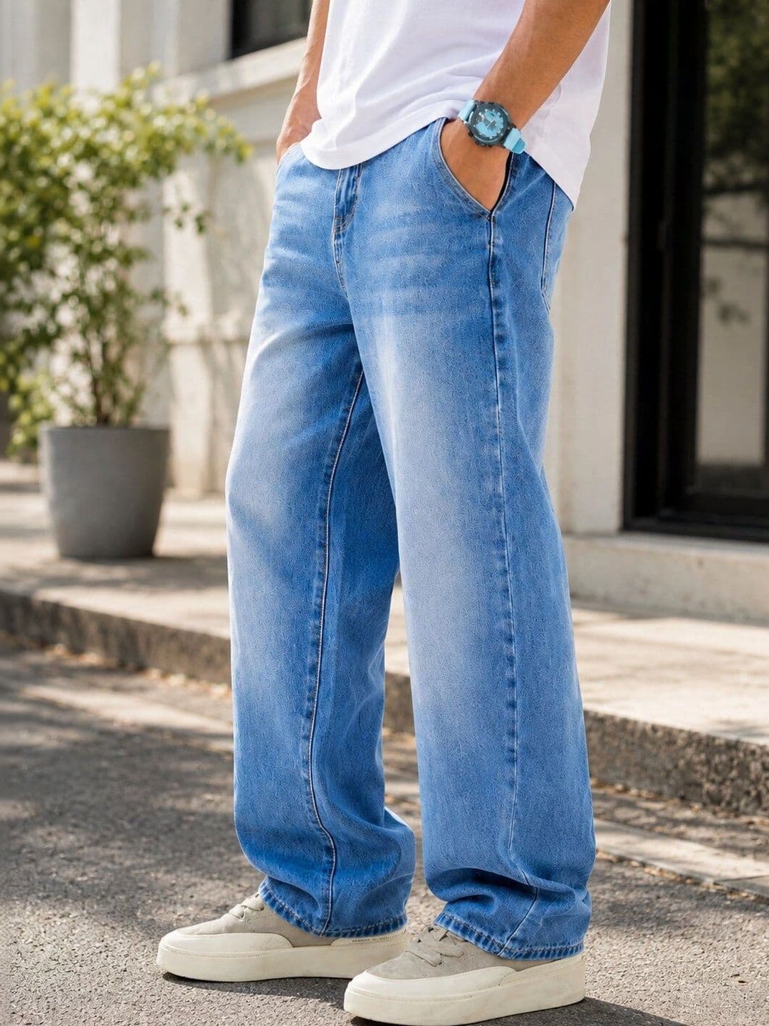 Encrypt Men Relaxed Fit Mid-Rise Jeans thumbnail 4