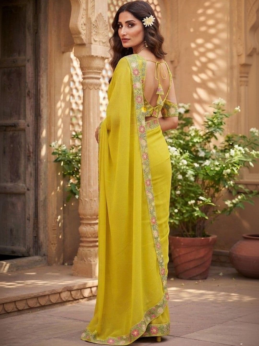 SmileyFashion Floral Embroidered Art Silk Saree thumbnail 4