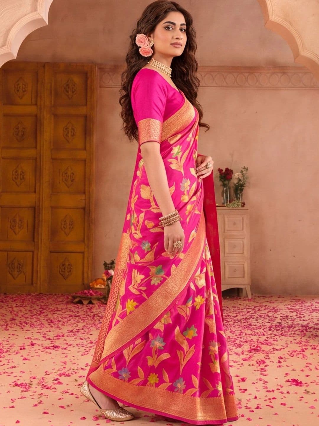 Jaipur Kurti  Women Floral Zari Silk Cotton Fusion Banarasi Saree thumbnail 6
