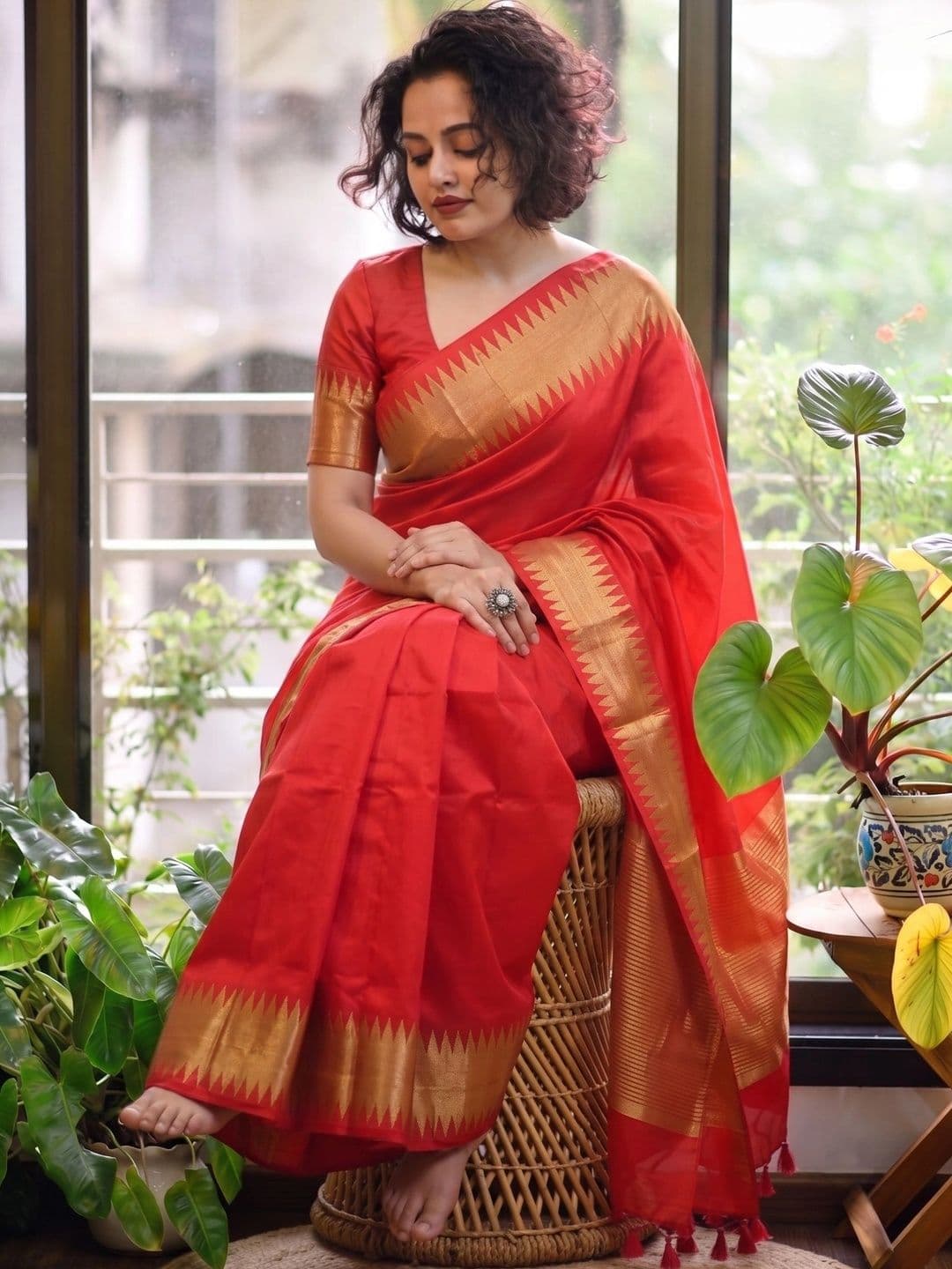 Rare Bello women Striped Art Silk Handloom Banarasi Saree thumbnail 5