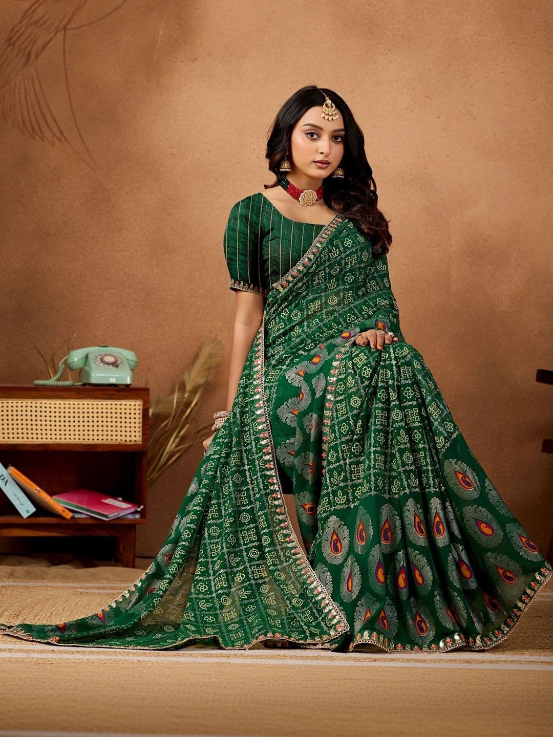 KALINI Bandhani Gotta Patti Poly Georgette Fusion Bandhani Saree thumbnail 4