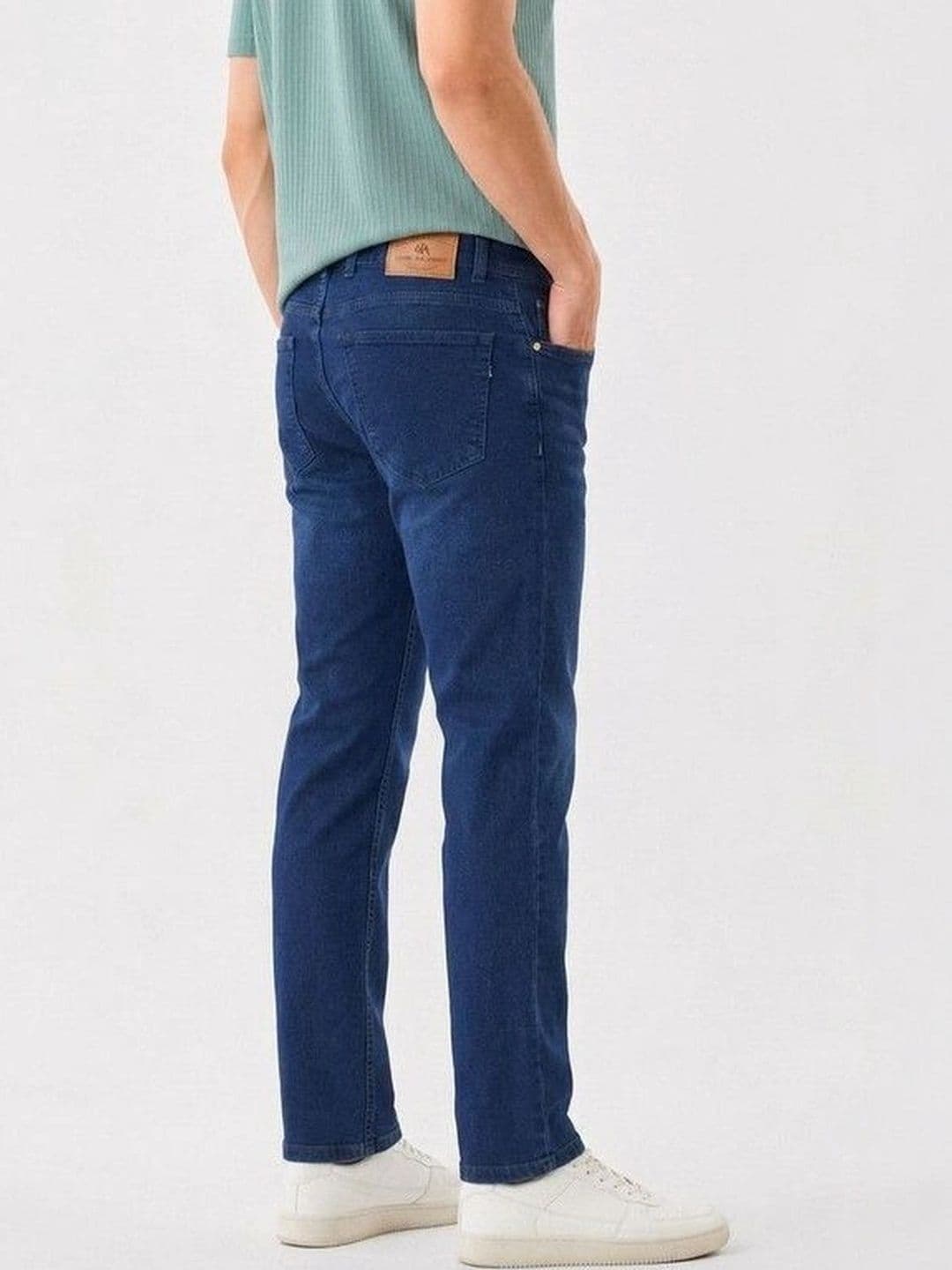 ETON VALLEY Men Regular Fit Mid-Rise Jeans thumbnail 3