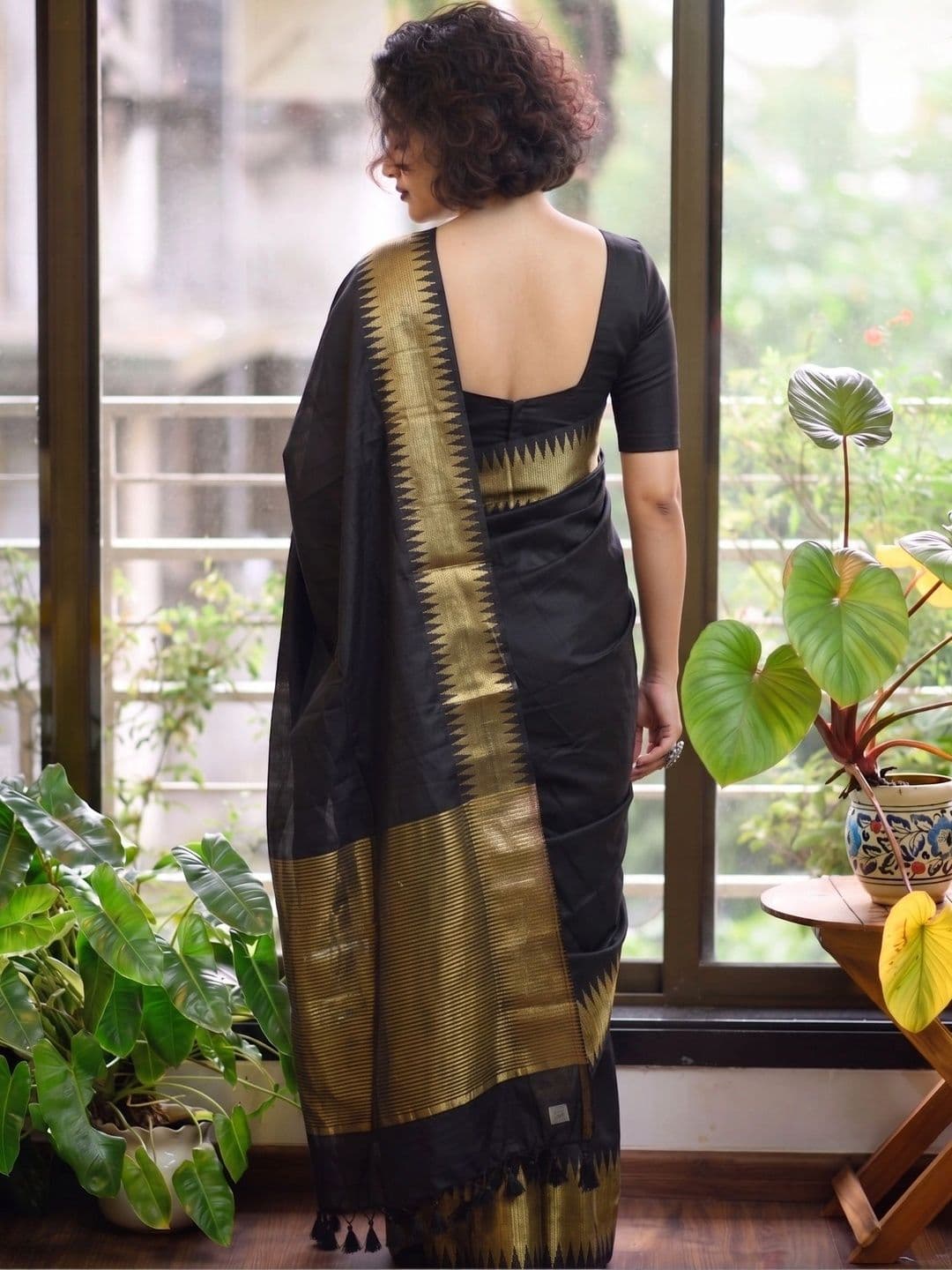 Rare Bello Women Art Silk Handloom Banarasi Saree thumbnail 2