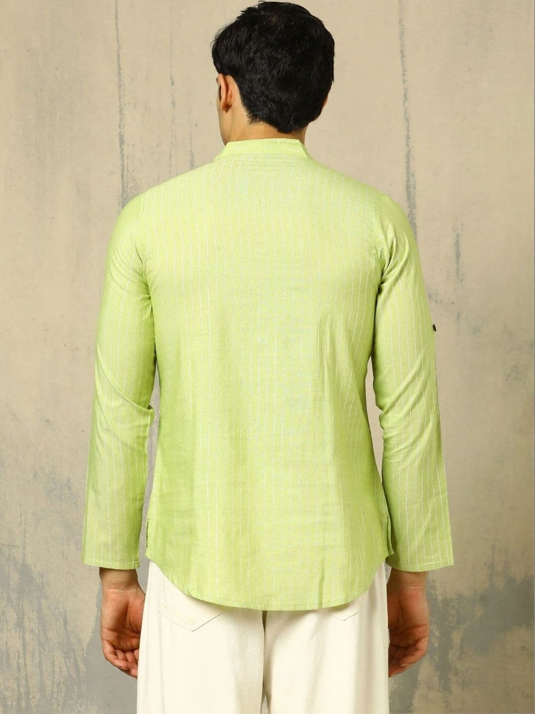 Anouk Woven Design Solid Cotton Handloom Mandarin Collar Short Kurta thumbnail 5