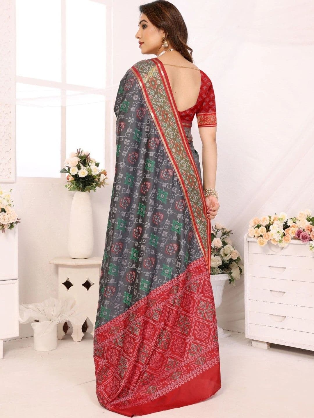 Sangria Women Ajrak Block Woven Design Saree thumbnail 6