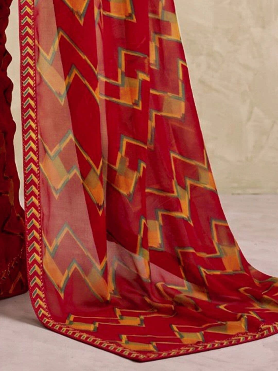SAARA Ethnic Motifs Pure Georgette Saree thumbnail 4