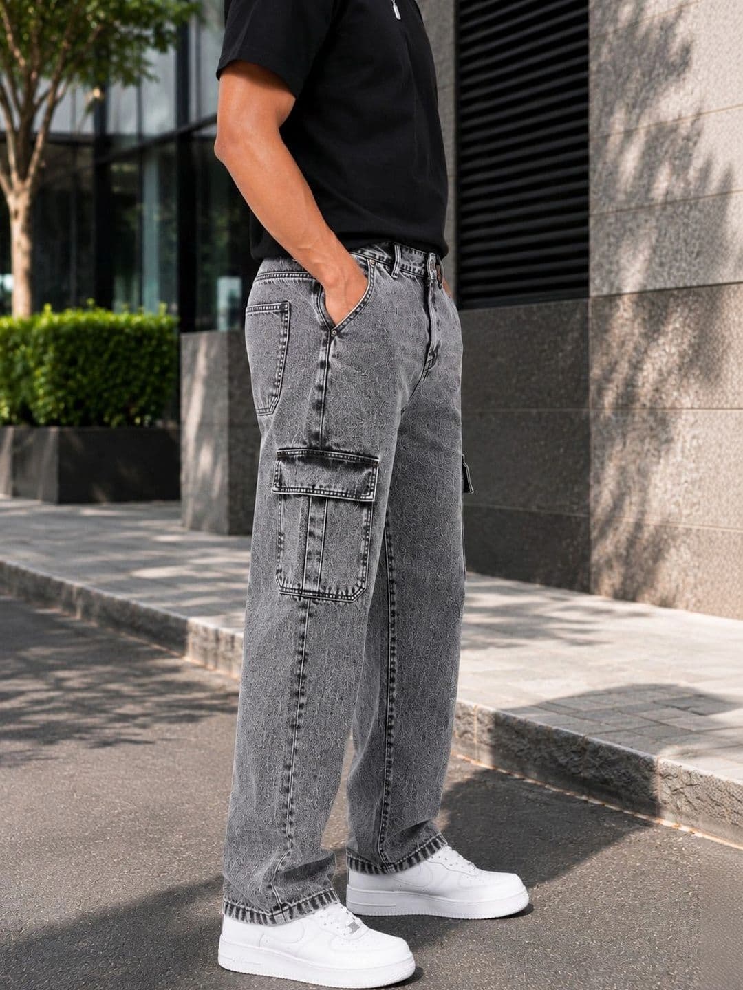 MQ Denim Men Straight Fit Mid-Rise Jeans thumbnail 3