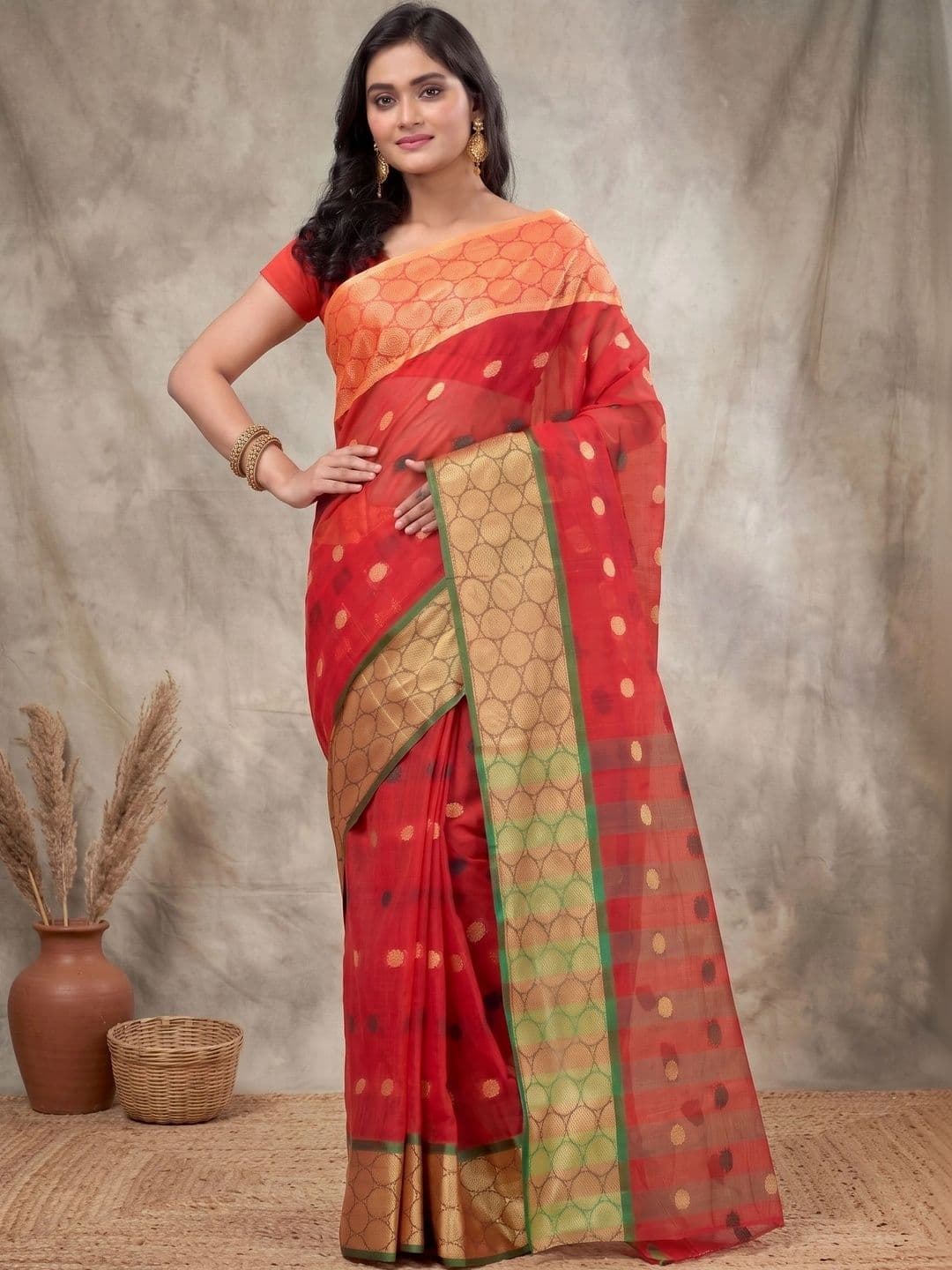 GitAsit Woven Design Zari Pure Cotton Handloom Taant Saree - view 1