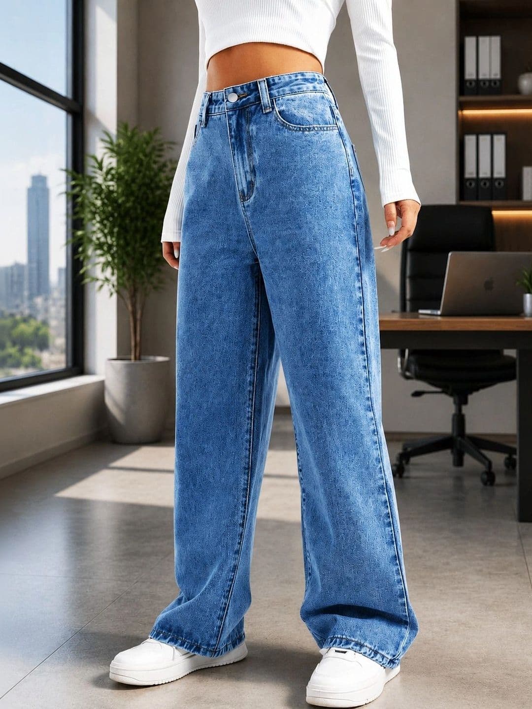 DENIMLOOK Women Flared High-Rise Light Fade Jeans thumbnail 3