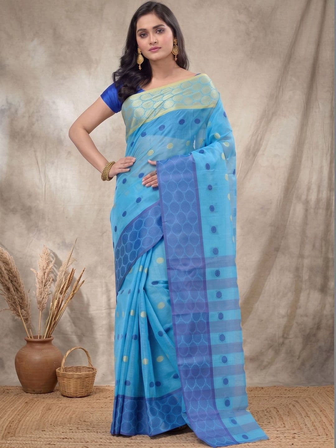 GitAsit  Women Woven Design Sequinned Pure Cotton Handloom Taant Saree thumbnail 7