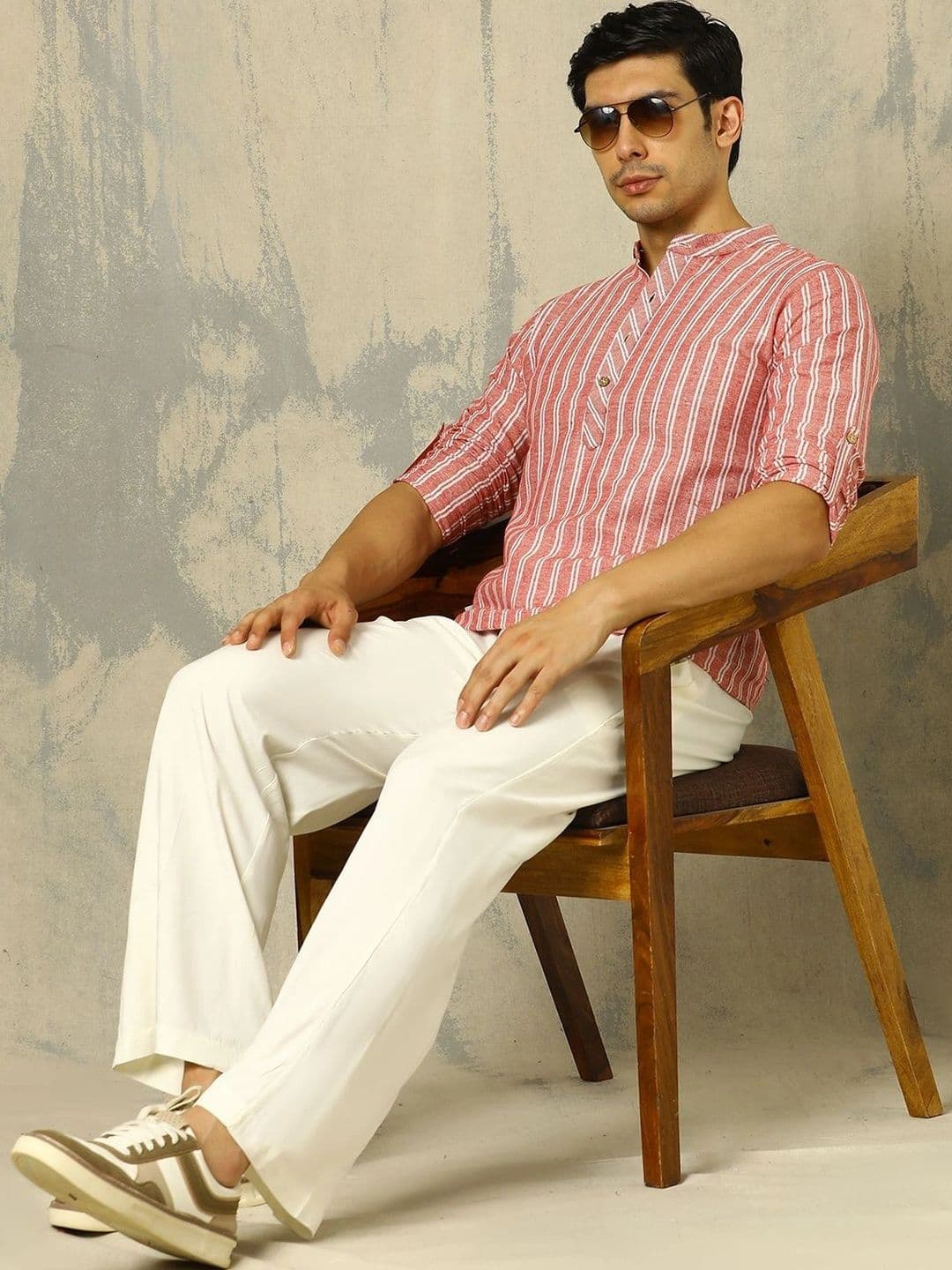 Anouk Woven Design Striped Cotton Handloom Mandarin Collar Short Kurta thumbnail 5