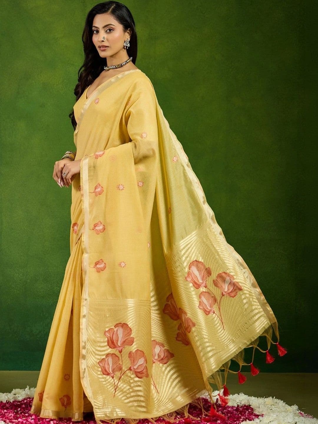 kasee Floral Sequinned Pure Cotton Designer Saree thumbnail 3