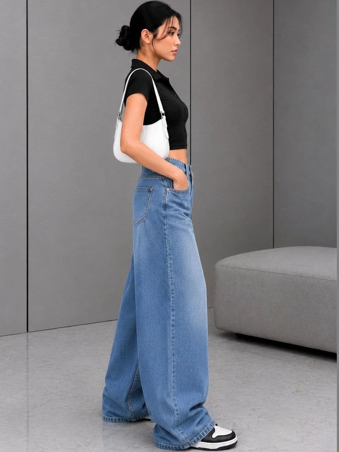 DressBerry Women Comfort Wide Leg High-Rise Light Fade Stretchable Jeans thumbnail 2
