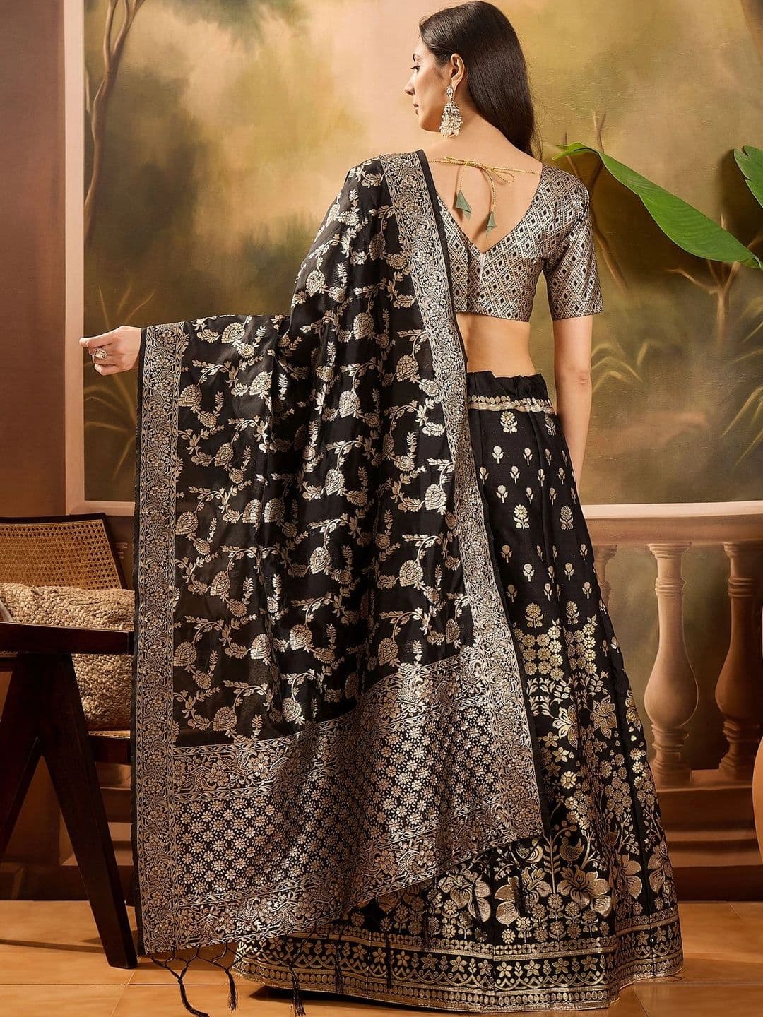 Mitera Semi-Stitched Lehenga & Unstitched Blouse With Dupatta thumbnail 4