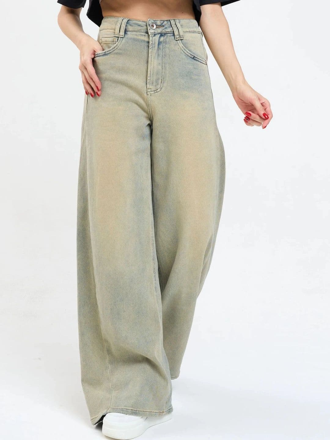 AAV2 Women Wide Leg High-Rise Light Fade Stretchable Jeans thumbnail 5
