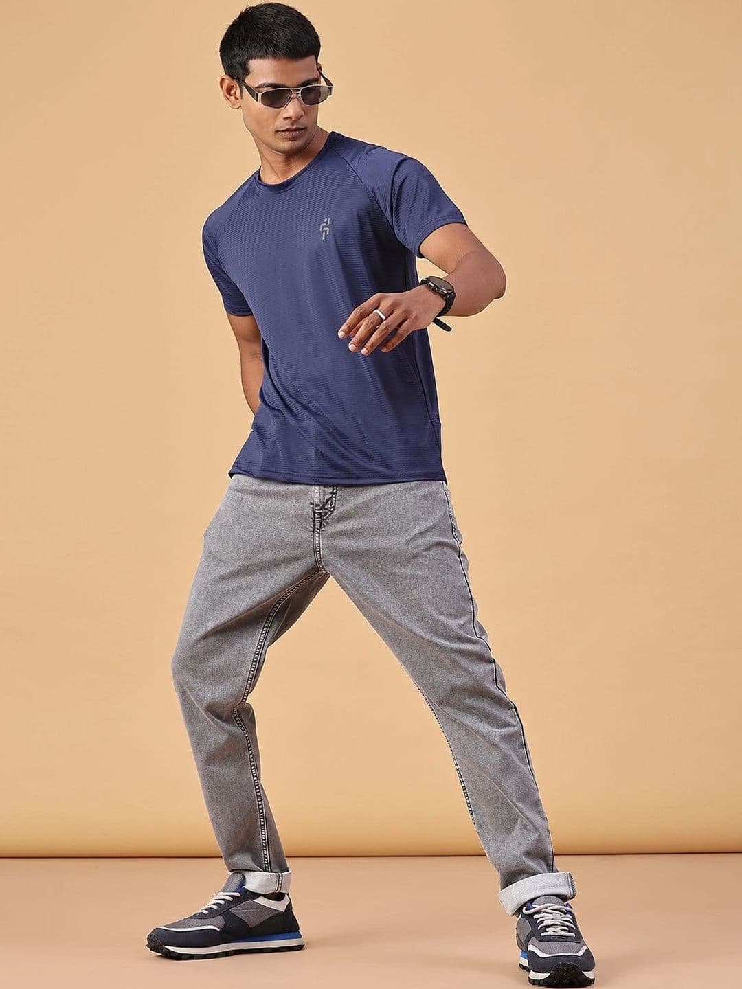 V-Mart Men Regular Fit Mid-Rise Jeans thumbnail 6