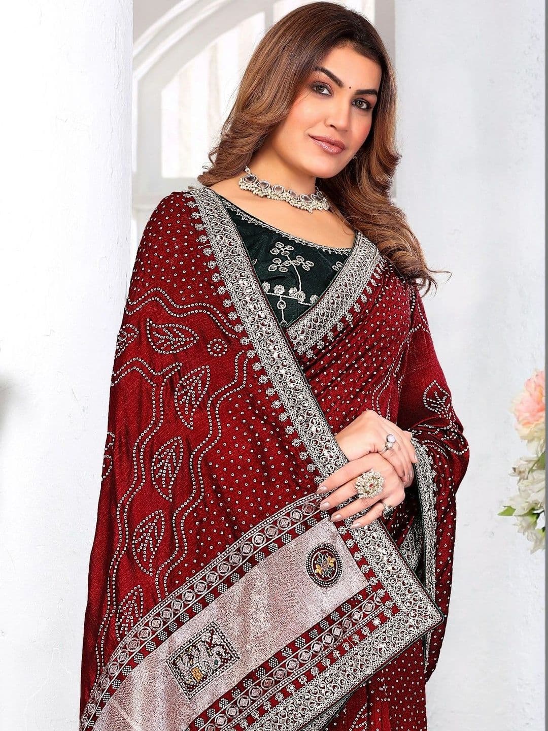 SmileyFashion Bandhani Embroidered Art Silk Designer Saree thumbnail 5