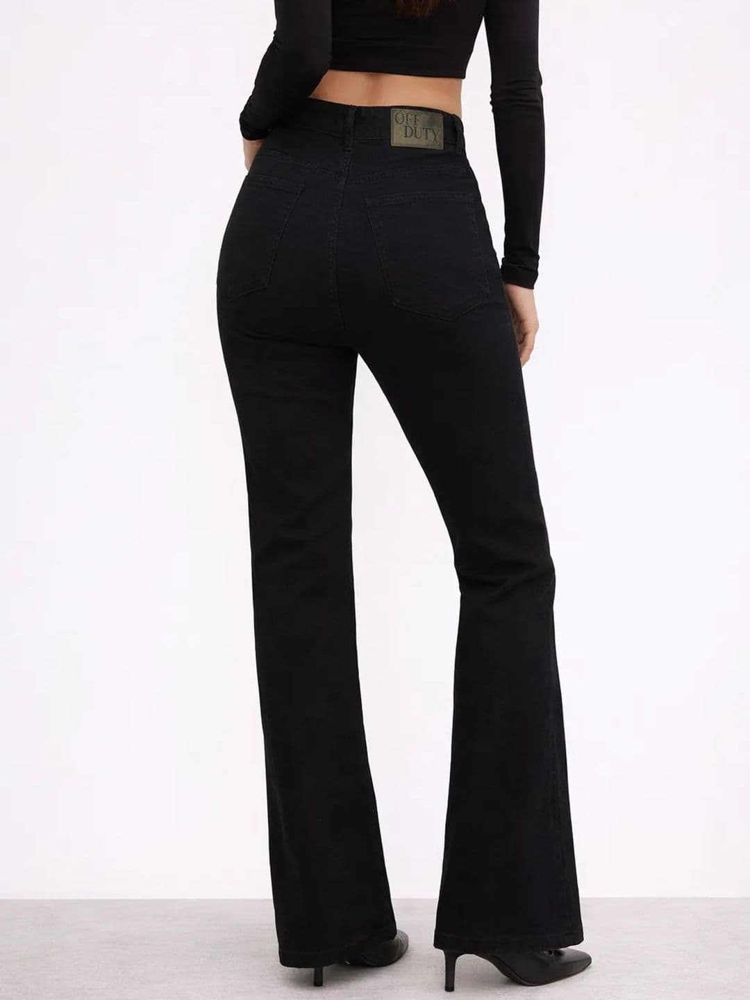 Off Duty India Women Black Comfort Bootcut High-Rise Mildly Distressed Jeans thumbnail 3