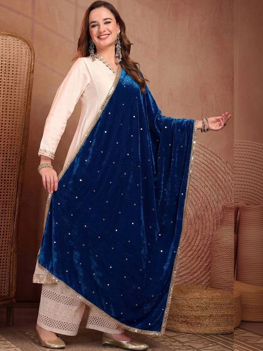 Clora Creation Women Velvet Mirror Work Dupatta thumbnail 5