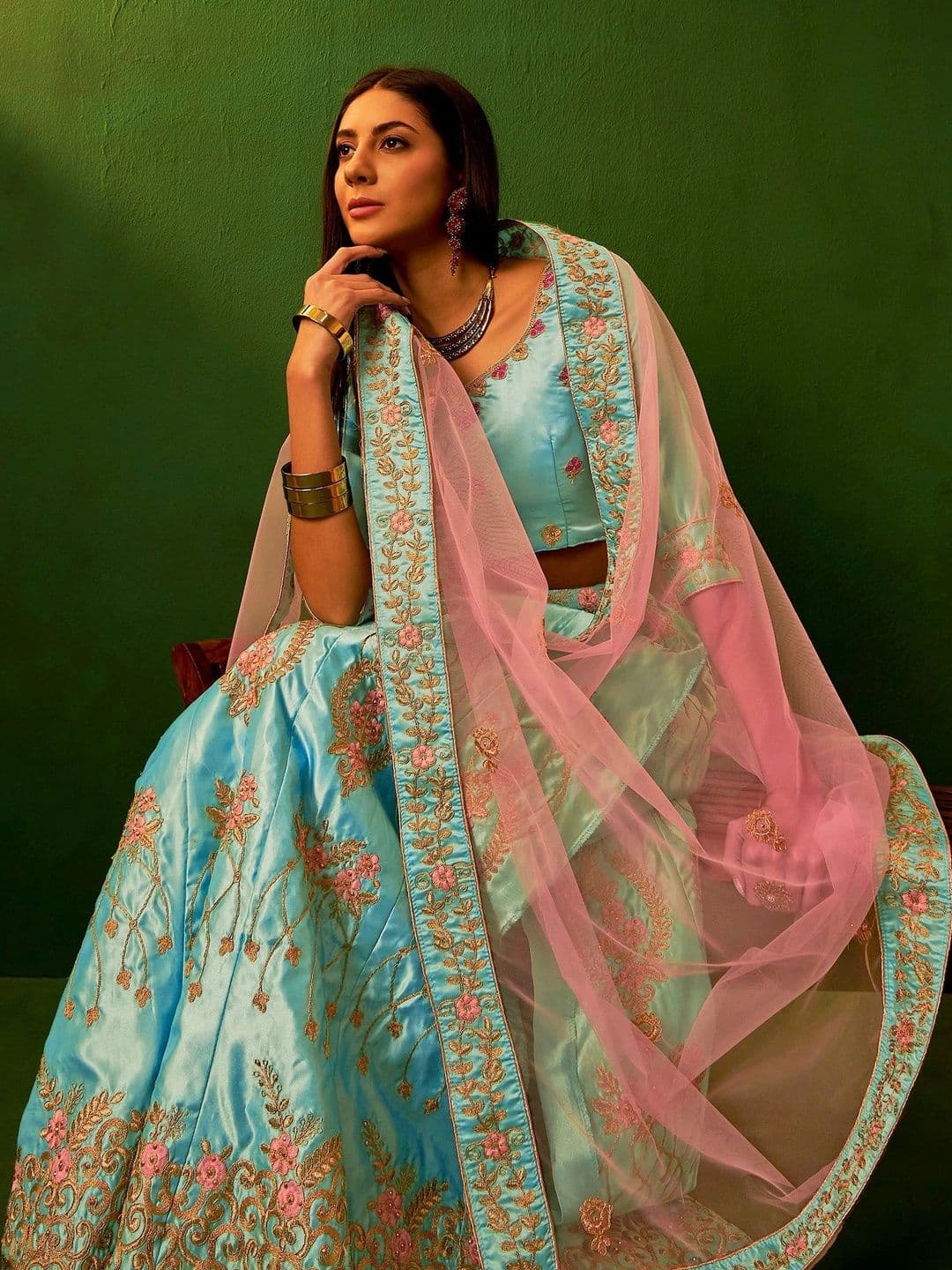 Mitera Embroidered Thread Work Semi-Stitched Lehenga & Unstitched Blouse With Dupatta thumbnail 5
