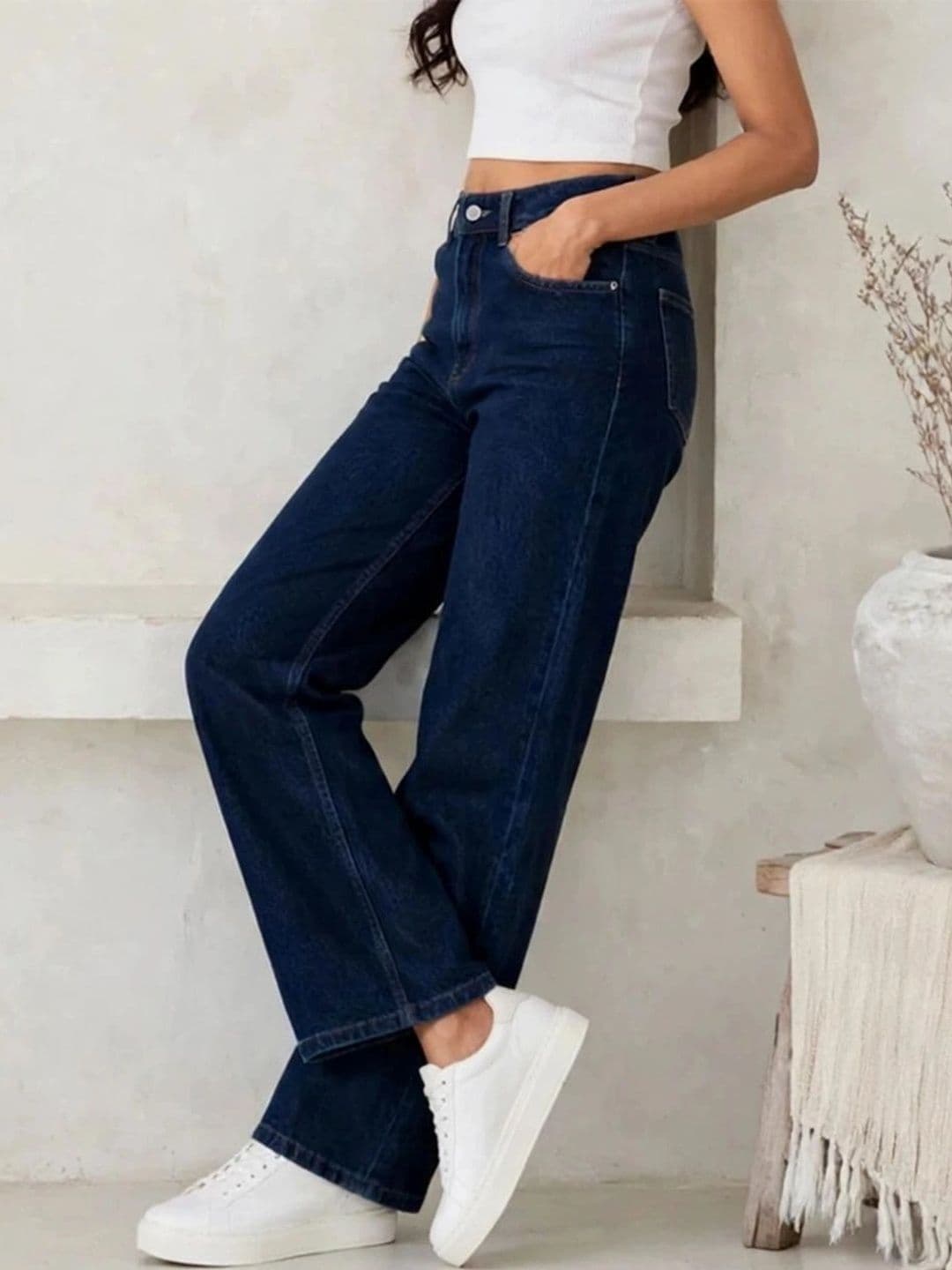 Mast & Harbour Women Classic Regular Fit Mid-Rise Stretchable Jeans thumbnail 5