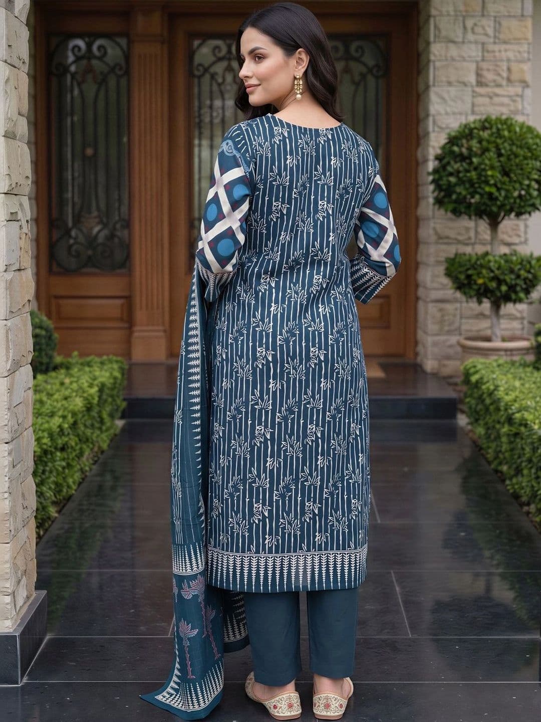Indo Era Women Printed Regular Pure Cotton Kurta with Trousers & With Dupatta thumbnail 3