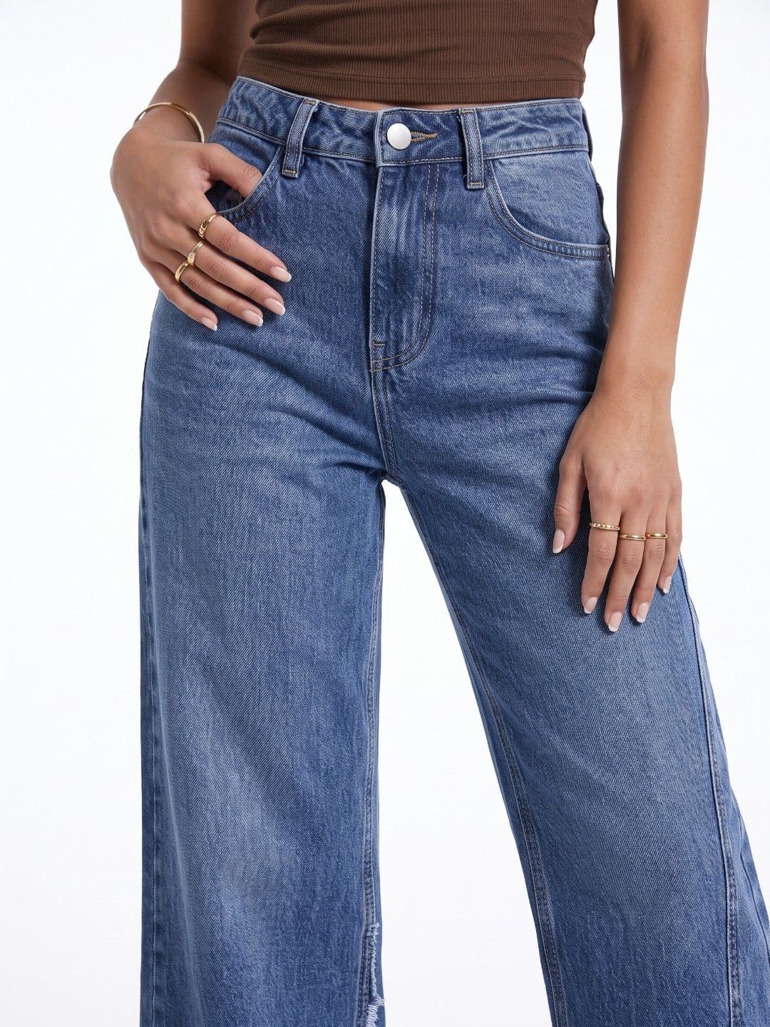 glitchez Women Baggy Wide Leg Mid-Rise Light Fade Jeans thumbnail 4