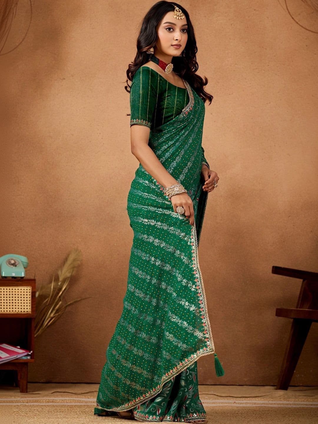Mitera Bandhani Embroidered Poly Georgette Designer Bandhani Saree thumbnail 4