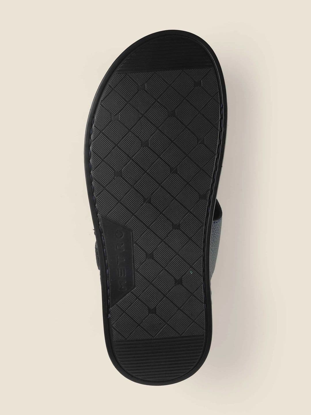 Metro Men Thong Flip-Flops thumbnail 4