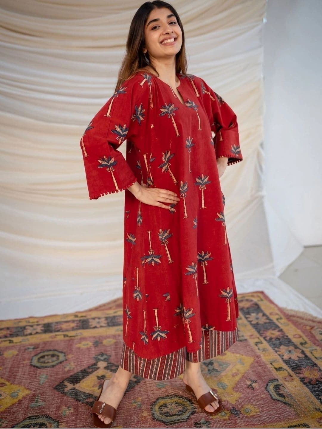 IKLO Women Ethnic Motifs Printed Regular Pure Cotton Kurta with Trousers thumbnail 7