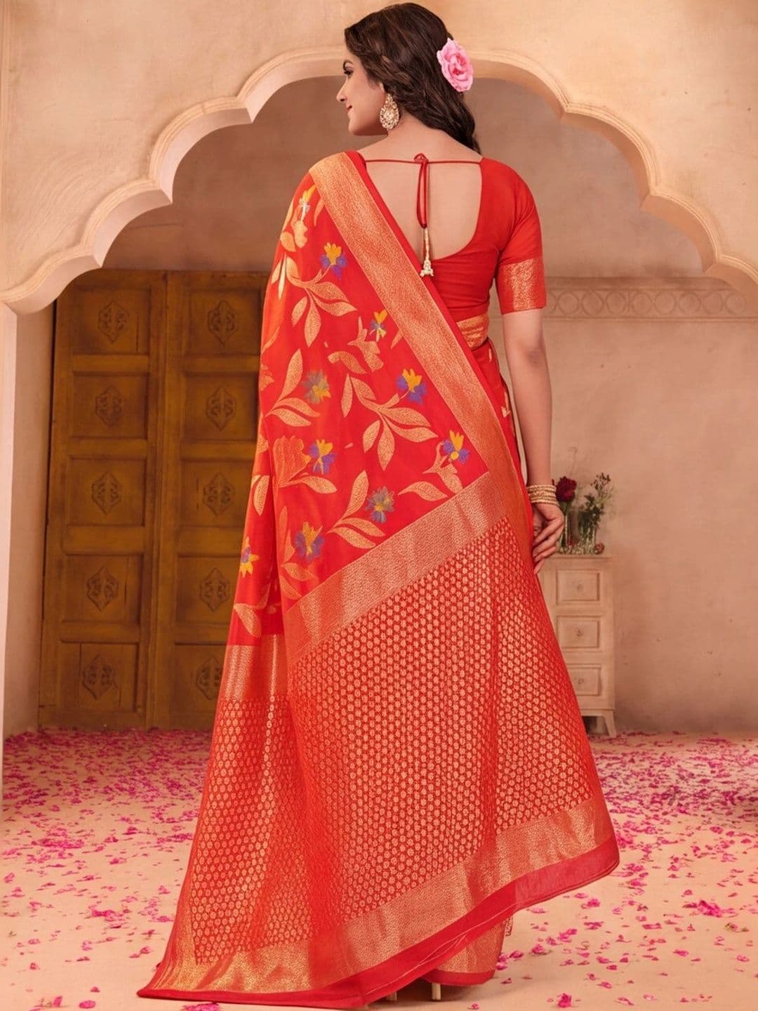 Jaipur Kurti Women Woven Design Zari Silk Cotton Fusion Banarasi Saree thumbnail 4