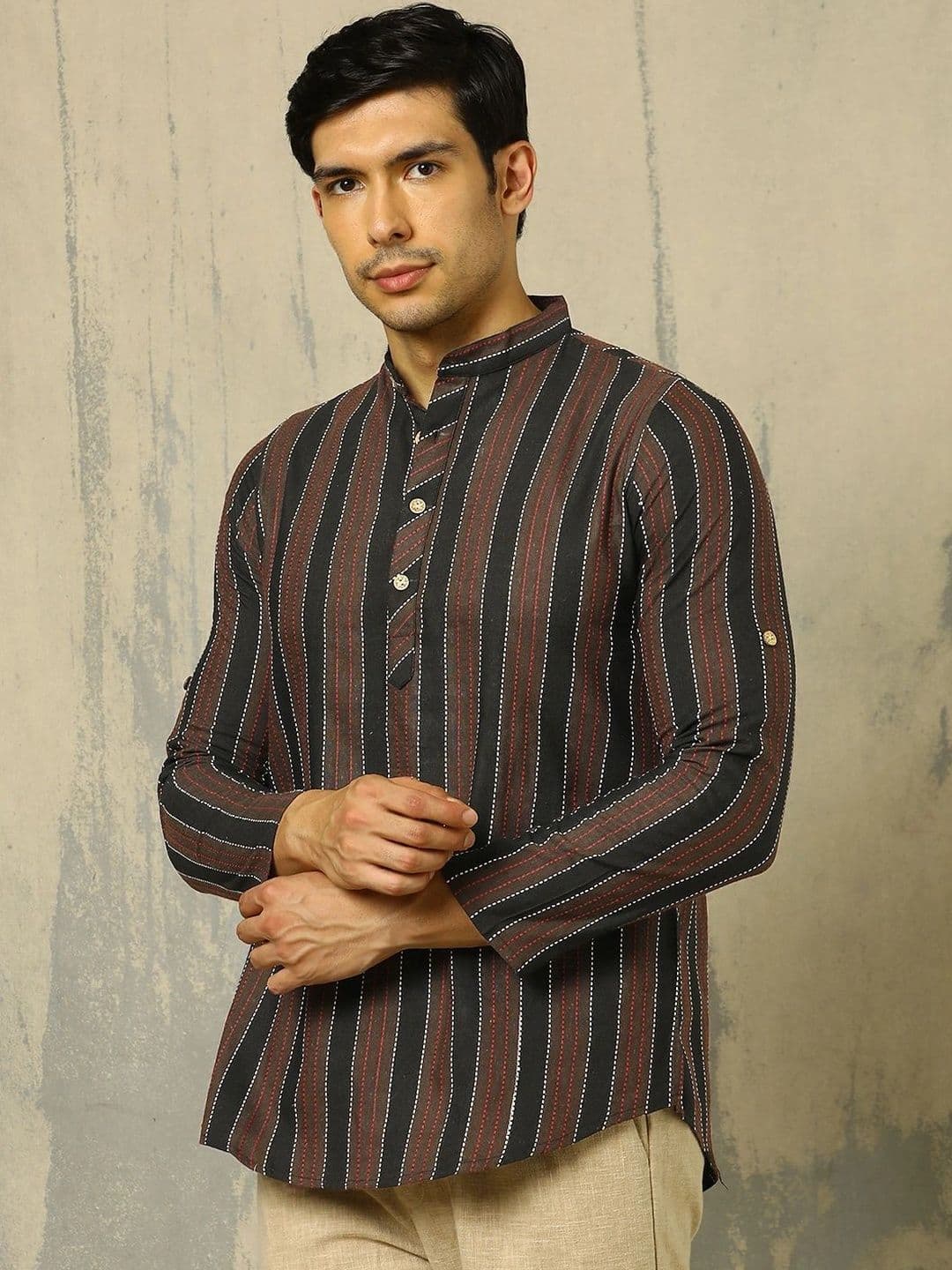 Anouk Woven Design Striped Cotton Handloom Mandarin Collar Short Kurta thumbnail 5