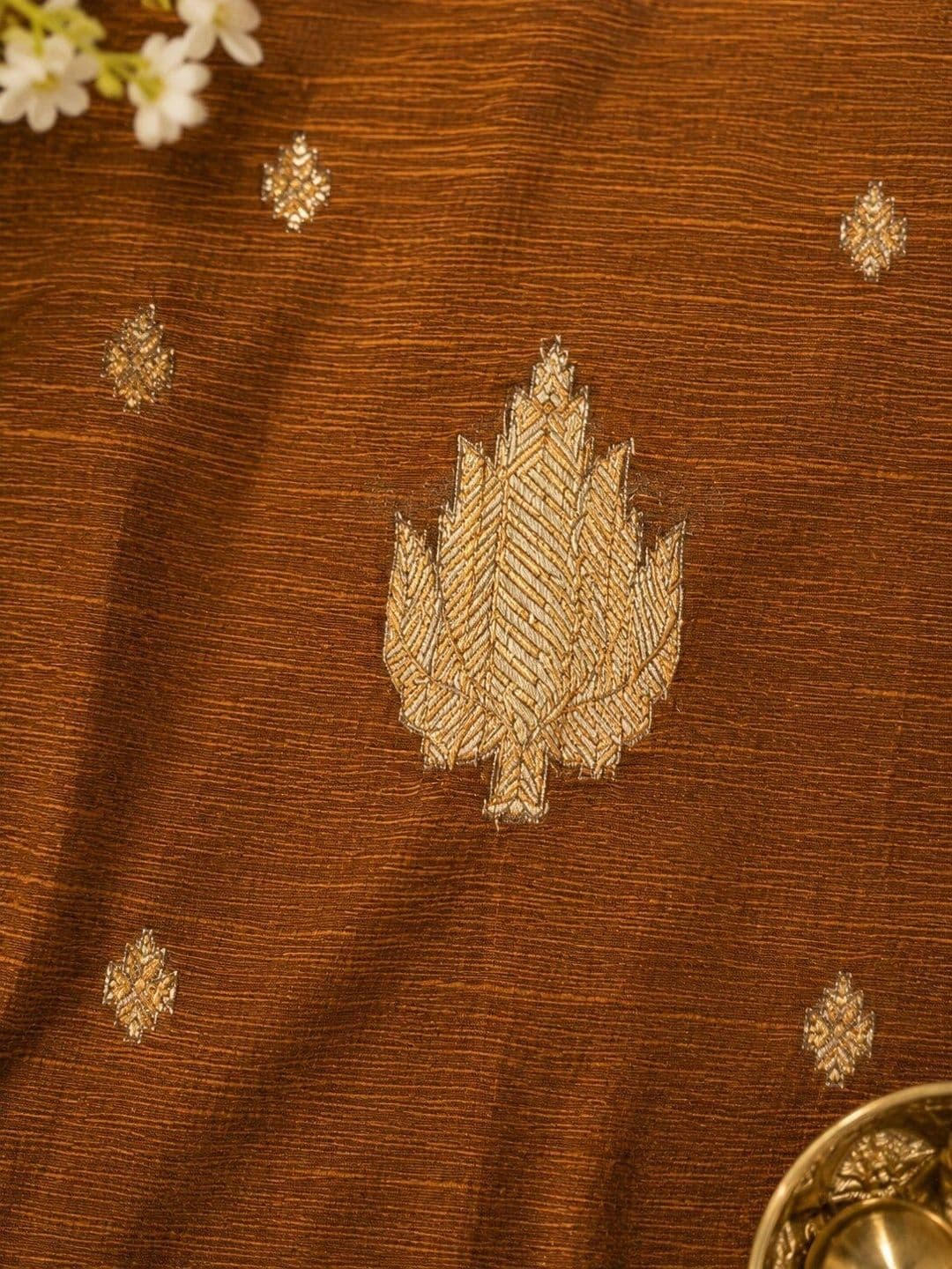 Krishna Tanna Unstitched Dress Material thumbnail 2