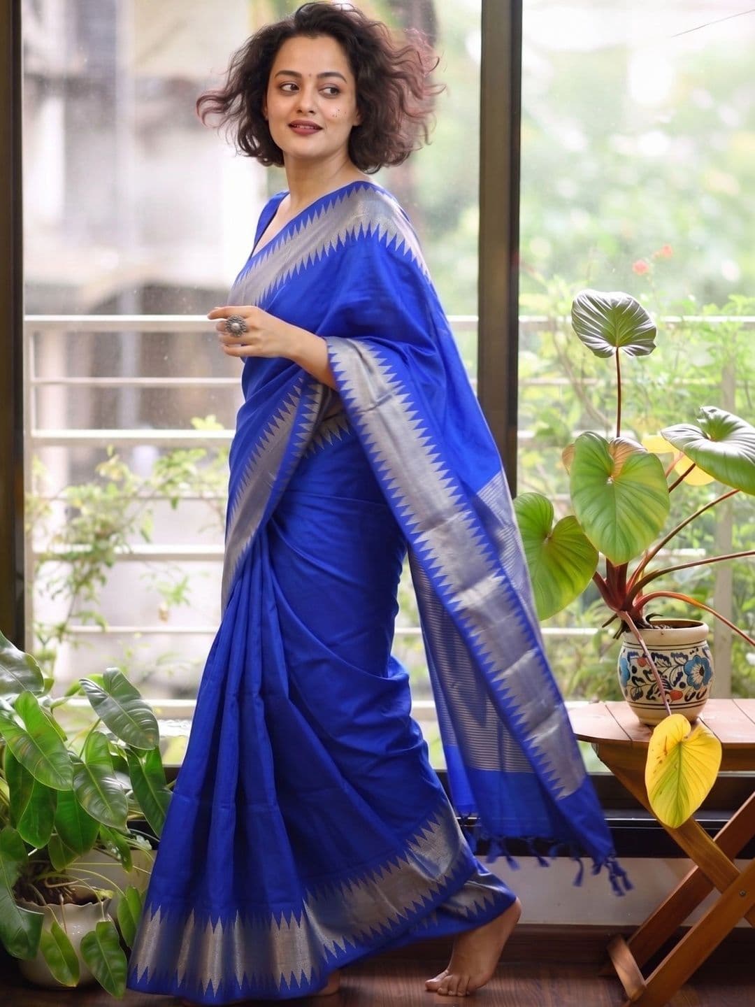 Rare Bello Women Zari Art Silk Handloom Banarasi Saree thumbnail 3