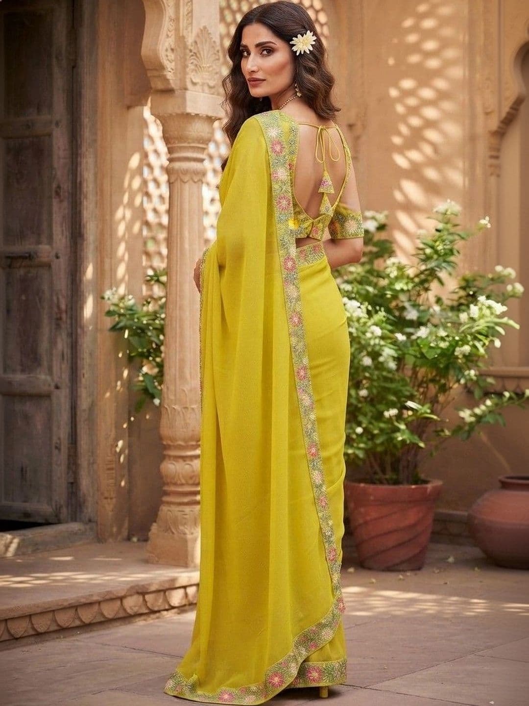 SmileyFashion Floral Embroidered Art Silk Saree thumbnail 4