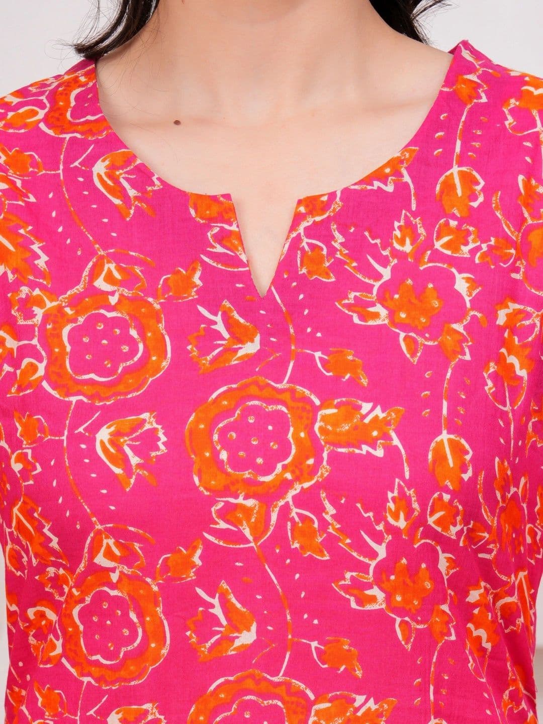 Aramya Women Floral Printed Floral Kurta thumbnail 3
