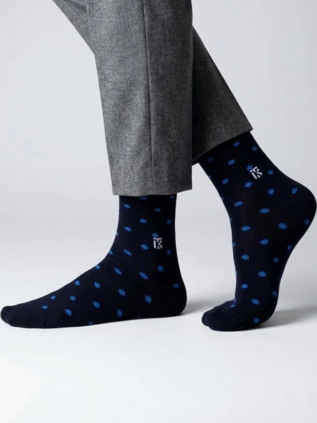 Kikitoes Pack of 3 Bamboo Crew Socks Polka Dot Anti-Odour Moisture Wicking Soft thumbnail 3