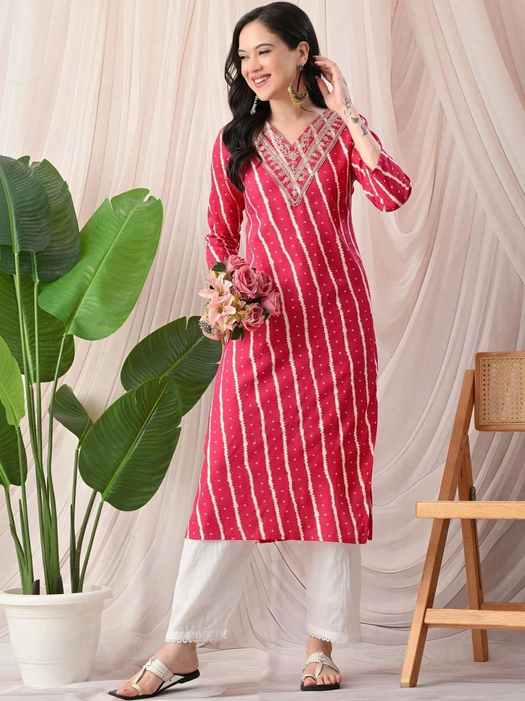 KHUHA Women Printed Thread Work Indie Prints Kurta thumbnail 5