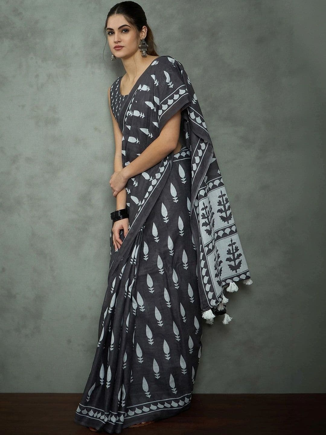 Sangria Bagh Designer Bagh Saree thumbnail 7